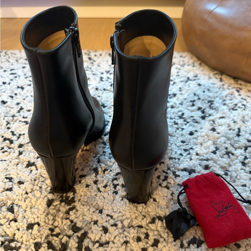 Christian Louboutin Adox 85 Black Calf
Leather Ankle Boots -Size 36.5 - Picture 3 of 8